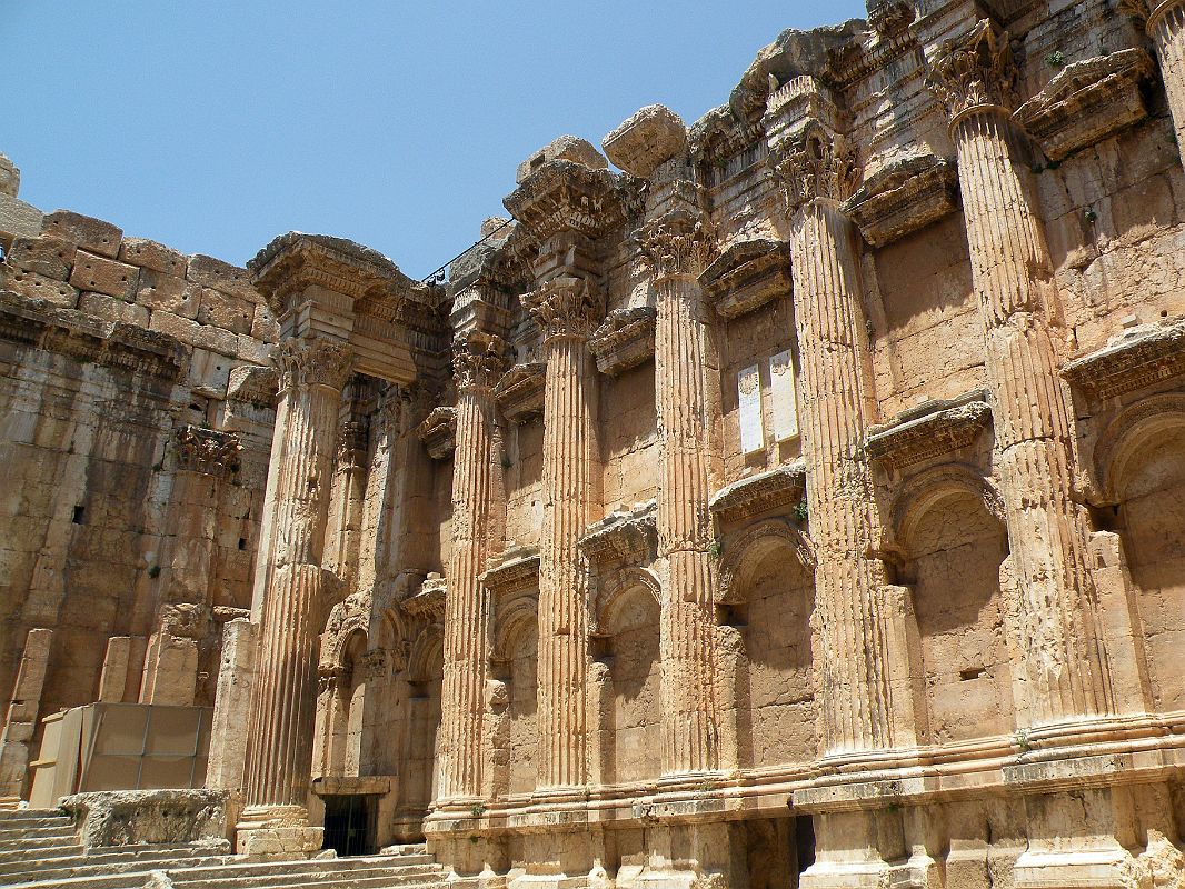 Bekaa Valley 24 Baalbek Temple Of Bacchus Interior 